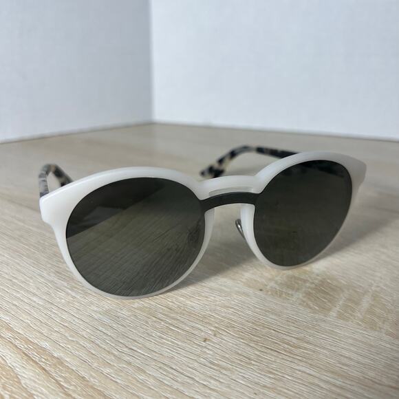 Christian Dior Onde 1 X610T Sunglasses READ DESC Matte White Havana 59-14-145 main image 14